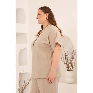 Chemisier en modal à boutons sur le devant, grande taille, couleur crème - Product Image 4
