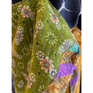 Bolso Tote Extra Grande Estilo Kantha Vintage, Tela de Algodón Ecológica de 12oz, Impresión de Letras Boho, Bolso de Yute Olive Grove, Tamaño Mediano - Product Image 3