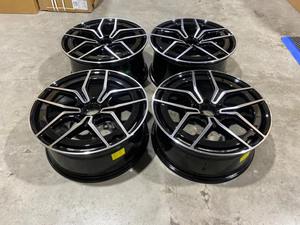 ขอบรถ18 19 20 21 22นิ้ว5X114.3 5X112 5*113มัลติ-พูดสีดำเงาอัลลอยด์สีดำที่กำหนดเองสหรัฐอเมริกา - Product Image 4