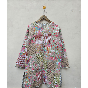Chaqueta larga de algodón acolchado de retazos Vintage hecha a mano para mujer, estilo único, prendas de vestir cómodas y acogedoras, estampado transpirable a rayas - Product Image 1
