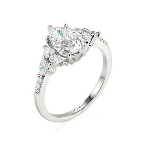 Bague de fiançailles Jeulia personnalisée en argent sterling plaqué rhodium avec grappe de moissanite florale violette - Product Image 2