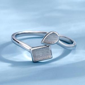 Anillo de leche materna rectangular de Plata de Ley 925 auténtica, joyería de recuerdo de ceniza DIY, anillo conmemorativo de piedra natal, joyería personalizada - Product Image 1