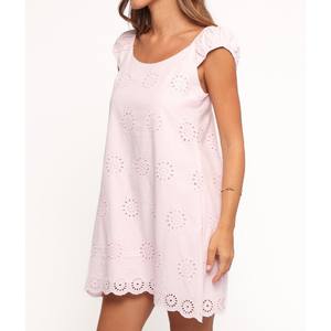 ชุดเดรสผู้หญิงทันสมัย ออกแบบเพื่อเสริมสไตล์ความเป็นผู้หญิง ด้วยทรงพลิ้วไหว และความสบายในแบบแฟชั่นประจำวัน จากอินเดีย - Product Image 5