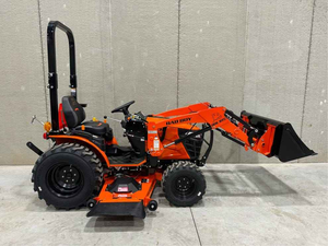 Tractor Compacto Económico Bad Boy 1022H - SERIE 10, 24 HP con Cargador de 100 lb, Tractor de Alto Rendimiento para Granjas Pequeñas y Medianas - Product Image 1
