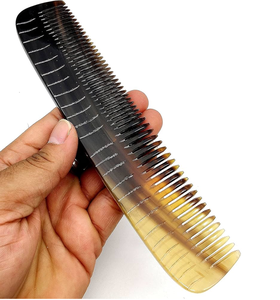 Peigne à cheveux en corne sculptée de buffle naturel Couleur aléatoire Massage barbe Design multi-usages pcs vente chaude - Product Image 6