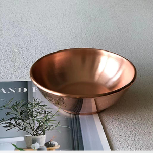 Juego de tres cuencos cuadrados modernos de acero inoxidable con detalles de bolas, cuencos de metal elegantes para aperitivos o condimentos - Product Image 5