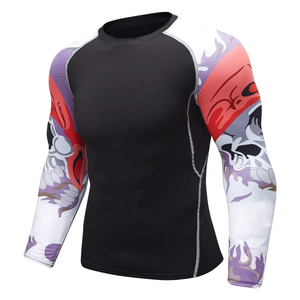 T-shirt de compression respirant anti-bactérien à manches courtes pour homme, personnalisable avec logo, sublimation, séchage rapide, idéal pour l'entraînement en salle de sport (OEM) - Product Image 3
