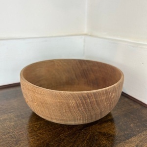 Bol à salade en bois de style bohème moderne fabriqué à la main de haute qualité poli pour servir des nouilles à soupe ustensiles de cuisine en corne sculptée - Product Image 1