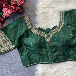 Blusa de Seda de Milán Pesada con Bordado para Bodas a Precio Económico, Fabricante de Moda Femenina de Surat, India - Product Image 2