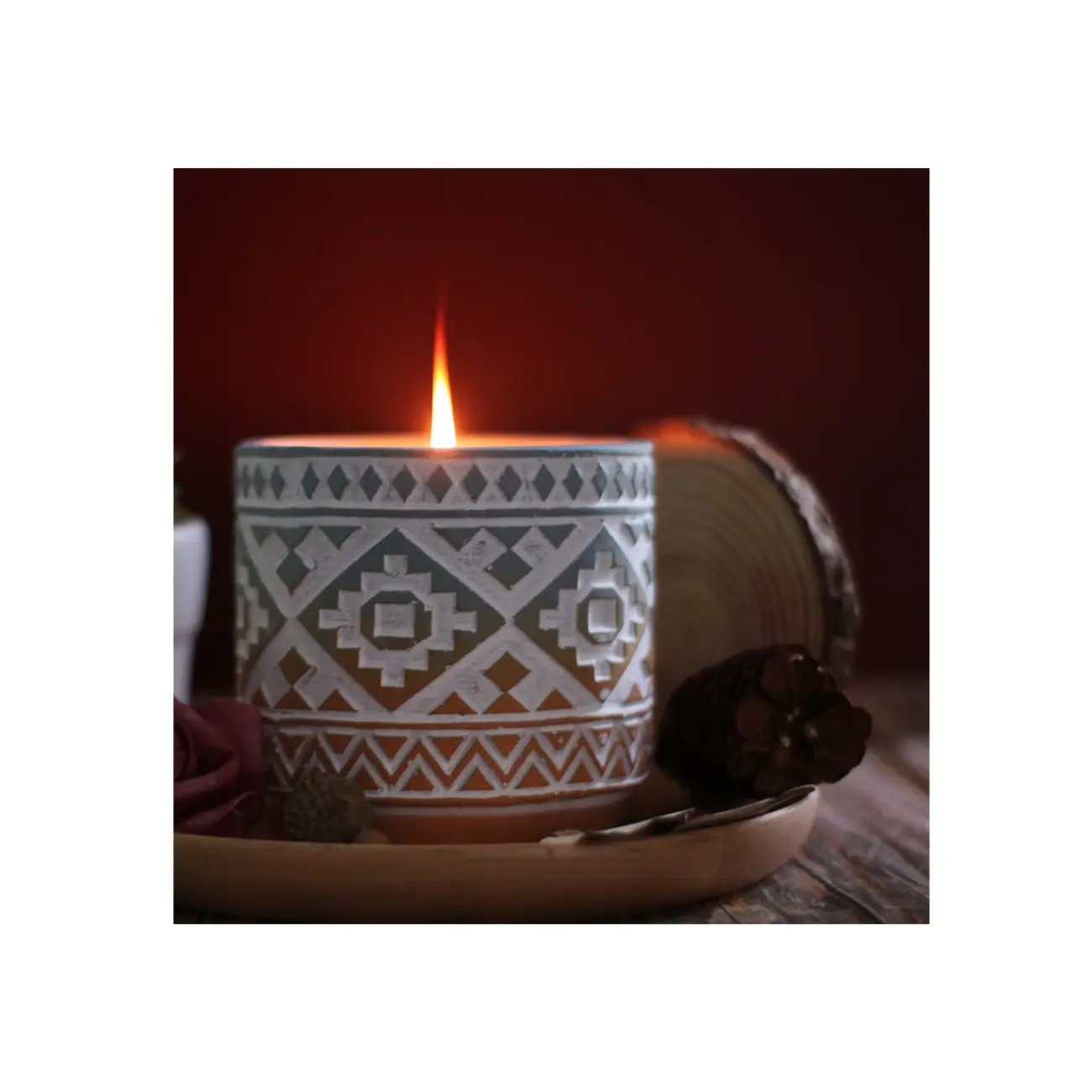 Lilin gaya Vintage aroma cendana Dekorasi Bar/rumah harga yang cocok dengan pola Ombre (besar-kecil) buatan Vietnam