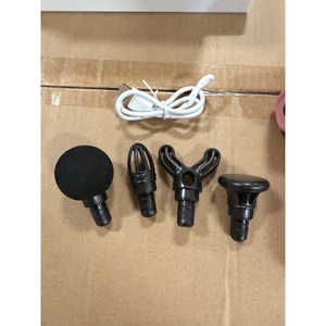 Pistolet de massage puissant à moteur sans balais silencieux avec 3 vitesses et 4 têtes de massage par vibration et percussion pour l'endurance corporelle - Product Image 2