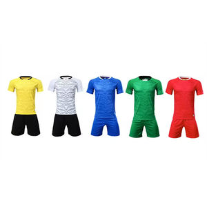 Traje de entrenamiento de fútbol en blanco para hombres y mujeres Camiseta de fútbol de manga corta y pantalones cortos Uniforme Ropa deportiva - Product Image 3