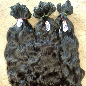 Extensions de cheveux Remy vierges ondulés bouclés Remy naturels pour le corps, matière première de style vague profonde, Chennai, Inde, vente en gros - Product Image 1