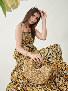 Robe d'été longue à fond évasé sans manches à fleurs sur mesure adaptée aux clients de la boutique et aux revendeurs de vêtements - Product Image 6