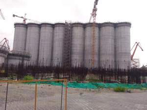 Pompe à moteur de grue à tour robuste, fiable et à haute efficacité, capacité de 12 tonnes, couple de levage de <span class=keywords><strong>2500</strong></span> <span class=keywords><strong>KN</strong></span>.m, pour le climat du Moyen-Orient - Product Image 6