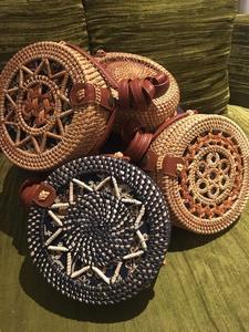 Descubre el Bolso Rattan La Elección Perfecta PARA EL Verano - Product Image 3