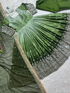 Traje Anarkali Salwar Listo para Usar con Bordado Intenso, Traje Anarkali de Lujo de Proveedor Indio, Traje Anarkali Premium - Product Image 5