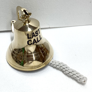 Cloche de bateau classique en laiton pour la décoration du couloir, apportant une ambiance maritime chaleureuse à tout espace intérieur - Product Image 5