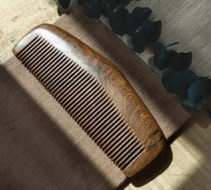 Peine de madera de Neem biodegradable ecológico-Cuidado del cabello natural sostenible - Product Image 1