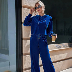 ชุดวอร์ม2ชิ้นผ้ากำมะหยี่สำหรับผู้หญิงแฟชั่นฤดูใบไม้ร่วงฤดูหนาว - Product Image 1