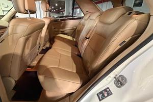 Mercedes-Benz ML550 2010 d'occasion en bon état - Product Image 4