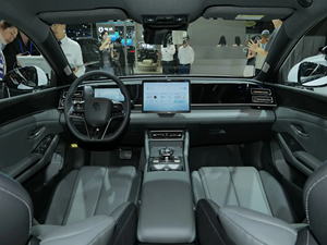 BYD Qin Plus Honor Version 510KM Véhicule électrique Modèle principal Aimant permanent/Batterie à lame synchrone Véhicule à énergie nouvelle - Product Image 4