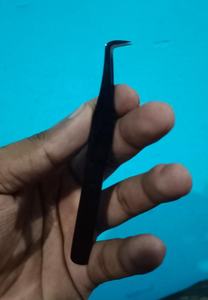 แหนบต่อขนตาแบบสแตนเลสสีดำ90องศาพร้อมอุปกรณ์ต่อขนตาปลายโค้งมน - Product Image 4