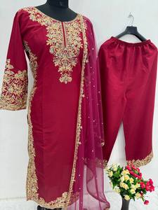 Vente chaude Nouveau Créateur Pakistanais Salwar Kameez pour Femmes Taille Libre avec Contraste Dupatta Vêtements Indiens Pakistanais - Product Image 6