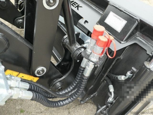 Proveedores Directos de Retroexcavadoras Hidromek 62T Usadas con Cargador Frontal, Disponibles para la Venta a Precio Económico - Product Image 4