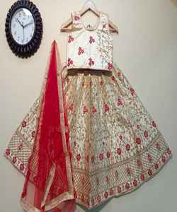 Diseñador listo para usar niños Lahenga Choli para su colección de ocasiones especiales Ropa Étnica India Apparelgarment - Product Image 2