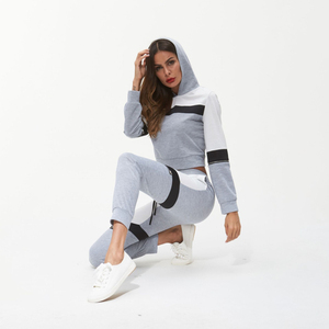 Conjunto de 2 piezas de ropa deportiva personalizada para mujer, traje de chándal Sexy para correr en invierno - Product Image 3