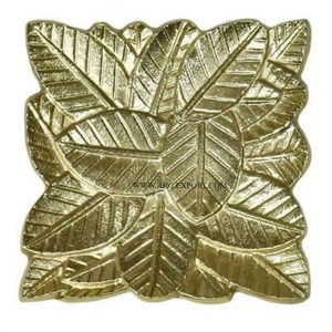 Plato para el hogar y la Mesa Bandeja para servir alimentos y frutas de aluminio fundido Bandeja de metal hecha a mano de estilo clásico Nuevo diseño Suministro para restaurante - Product Image 4