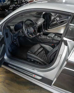 Audi R-8 5.2L LHD d'occasion, année 2017, origine américaine - Product Image 4