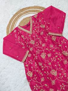 Conjunto de Salwar y Dupatta de Diseño Moderno Inspirado en Bollywood, Hecho a Mano, en Colores Vivos, Colección de Kurta al por Mayor - Product Image 6