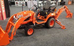 Used Kubotas L2502HST Tractors-100HP 4WD Gear Drive Farm Tractor with PLC and 1 Year Warranty For Sale - Product Image 4