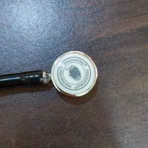 Stéthoscope pédiatrique à tête unique avec alimentation manuelle, certifié CE, mesure du rythme cardiaque, tube en laiton pour usage hospitalier et clinique - Product Image 4