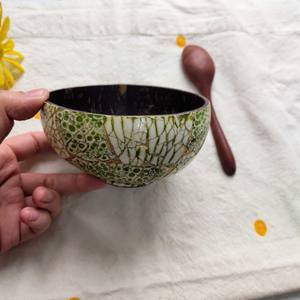 Bols à noix de coco naturelle OEM de haute qualité, vaisselle en nacre incrustée, bol à fruits secs artisanat du Vietnam - Product Image 5