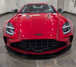 Voiture préférée des clients 2025 Aston Martin Vantage Coupé RWD 2 portes LHD - Product Image 1