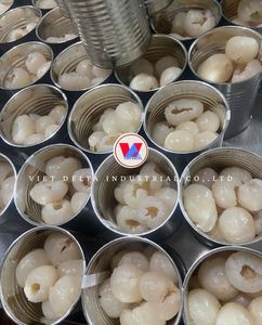 Vải Thiều đóng hộp cao cấp từ Việt Nam, Trái cây nhiệt đới ngọt ngào trong xi-rô ánh sáng cho món tráng miệng và đồ uống // ms. Lily ngo - Product Image 6