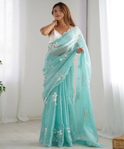 Nouveau saree georgette de créateur avec séquence subtile idéal pour les célébrations traditionnelles saree, sari, shari - Product Image 1