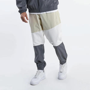 Conjunto de cortavientos de nailon 100% hecho a medida para hombre Logotipo y diseño de alta calidad para la temporada de invierno - Product Image 6