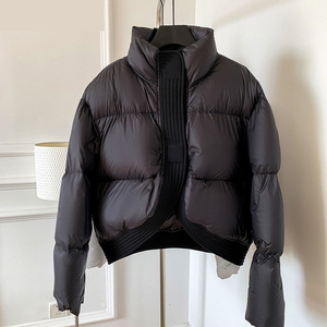 Chaqueta acolchada de alta calidad hecha en fábrica de Pakistán, precio al por mayor, la mejor chaqueta acolchada para mujer - Product Image 3