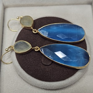 925ต่างหูพลอยโมราสีเงินสเตอร์ลิงตัดรูปหยดน้ำทำมือชุบทองธรรมชาติดีไซน์รูปหัวใจ - Product Image 2