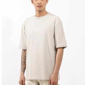 T-shirts pour hommes grandes tailles, manches courtes, col rond, respirants, séchage rapide, imprimés avec technique d'impression en relief, provenant du Bangladesh - Product Image 6