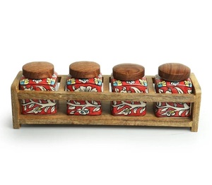 Mughal Cuboidal 'tarros y contenedores de almacenamiento multiusos en cerámica con soporte de madera Juego de 4 herméticos en relieve a mano - Product Image 1