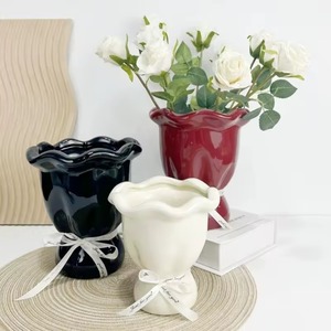 High-quality bookey look ceramic vases resist water absorption, keeping flowers fresher for longer and preventing mold or leaks - Product Image 6