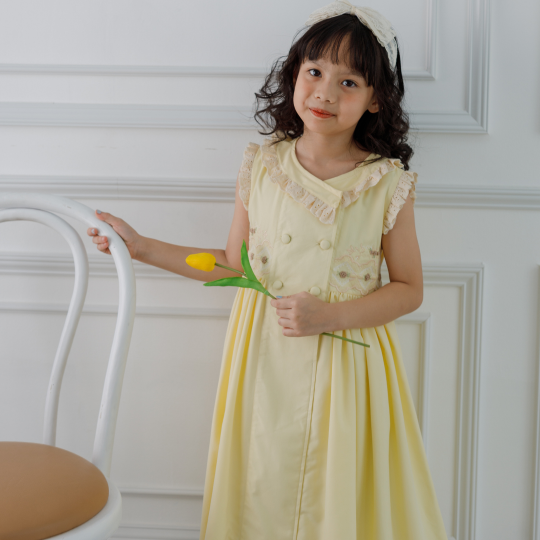 สีเหลือง