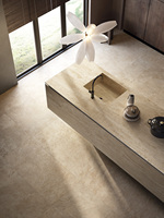 Dalles de grande taille effet marbre gres de haute qualité 100% fabriquées en Italie, finition mate beige blanc, 6 mm d'épaisseur, corps plein, design graphique naturel