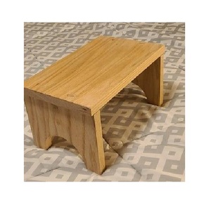 Tabouret d'appoint en bois rustique avec surface lisse, idéal pour les cuisines de style campagnard, les chambres à coucher, les salles de bain et l'accès quotidien - Product Image 6