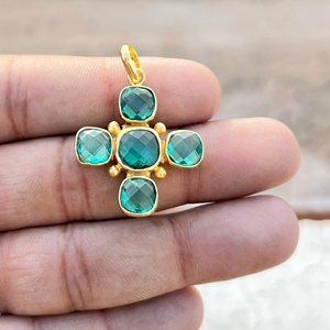 Cojín apatita cuarzo piedra preciosa colgante con cuentas diseño hecho a mano Cruz religiosa briolette multi piedra preciosa colgante al por mayor encantos - Product Image 1